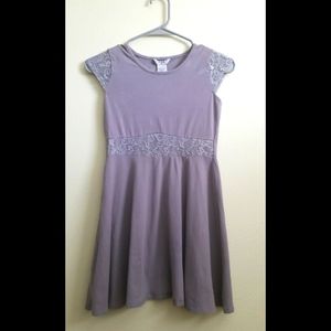 🆕️ LISTING!! GUESS KIDS LACE CAP SLEEVE DRESS